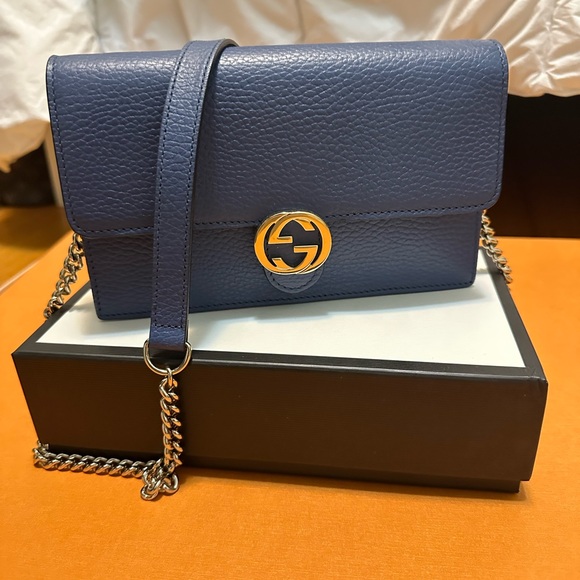 Gucci Calfskin Interlocking G Chain Wallet Handbag - Picture 1 of 8